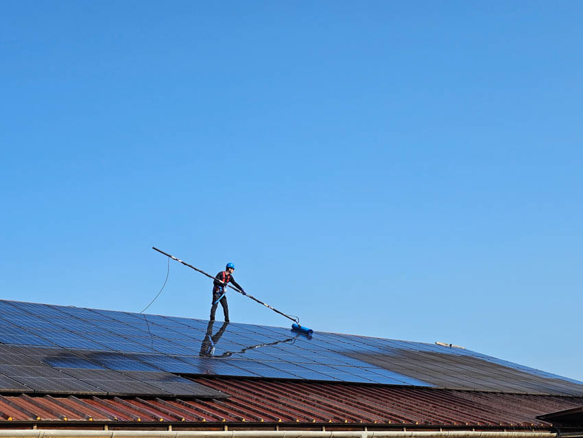 Napelemek tisztítás SolarClean 