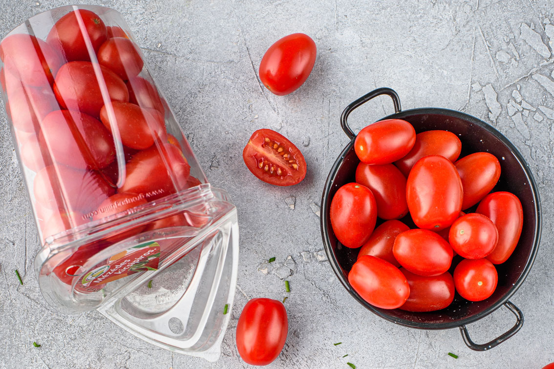 PAPRIKA,  PARADICSOM, TERMELŐ, MINŐSÉG, Délalföldi Kertészek Szövetkezete; álló