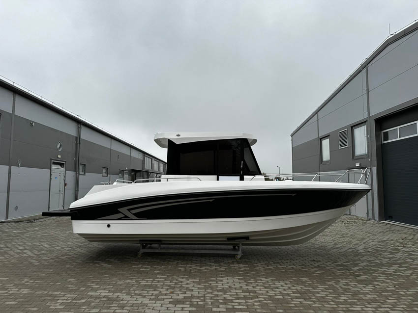 Mega Boat EVEZŐS CSÓNAK, HORGÁSZHAJÓ, KABINOS HAJÓ