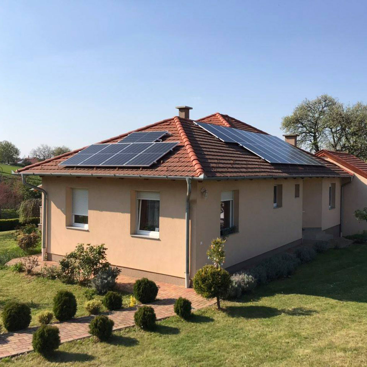 Napelem a Házra, napelem, alternatívenergia, zöldenergia, rezsicsökkentés, energia, energiaellátás