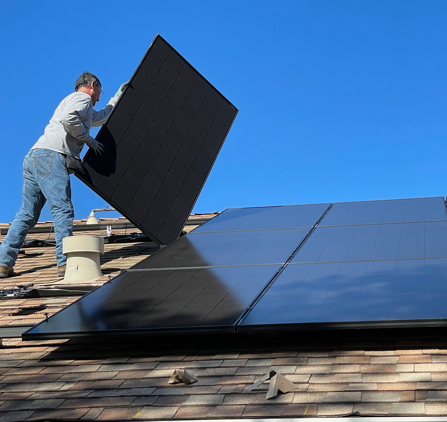 SOLARHEATING teljesen elektromos fűtési rendszerek tervezése és kiépítése napelem rendszerrel kombinálva.